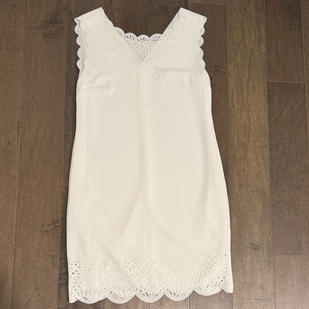 Reiss Vita White Laser Cut Scallop Shift Dress Size 4 Sleeveless Bridal